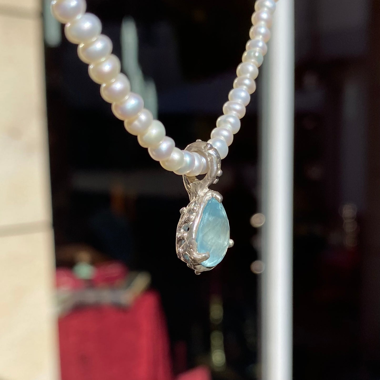 OCEAN’S SECRET Pearl collier, aquamarine