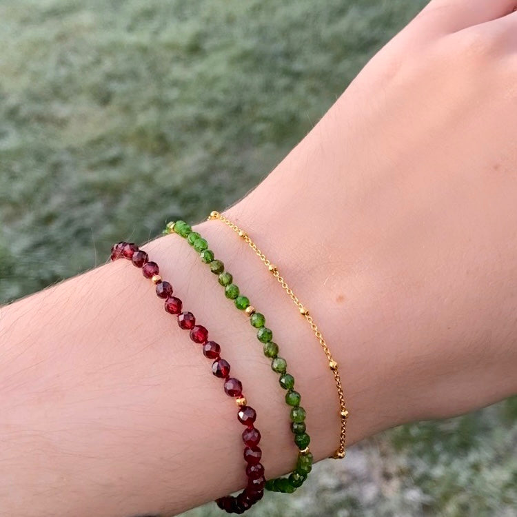 Dainty gold satellite chain bracelet, adjustable