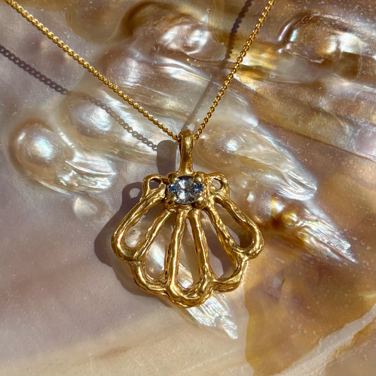 ENCHANTED SEASHELL Necklace, platinum blue sapphire