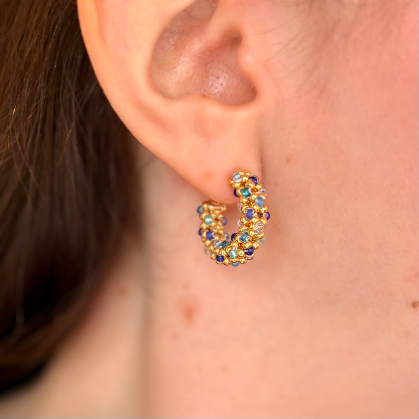 LA CROISETTE Hoop Earrings, deep sea blue