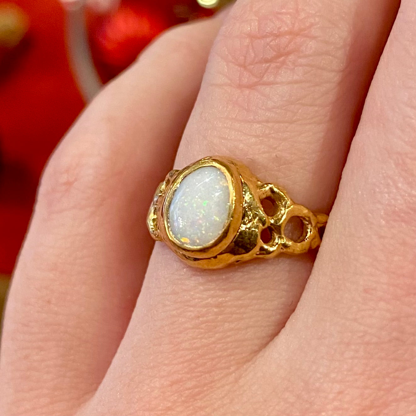 BUBBLE OPAL Ring, Australian opal, size 52