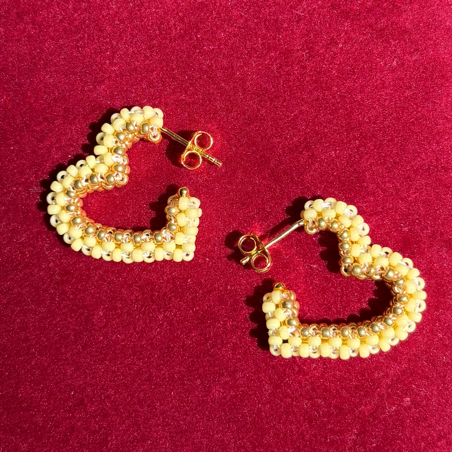 MON AMOUR Heart Hoops, butter yellow