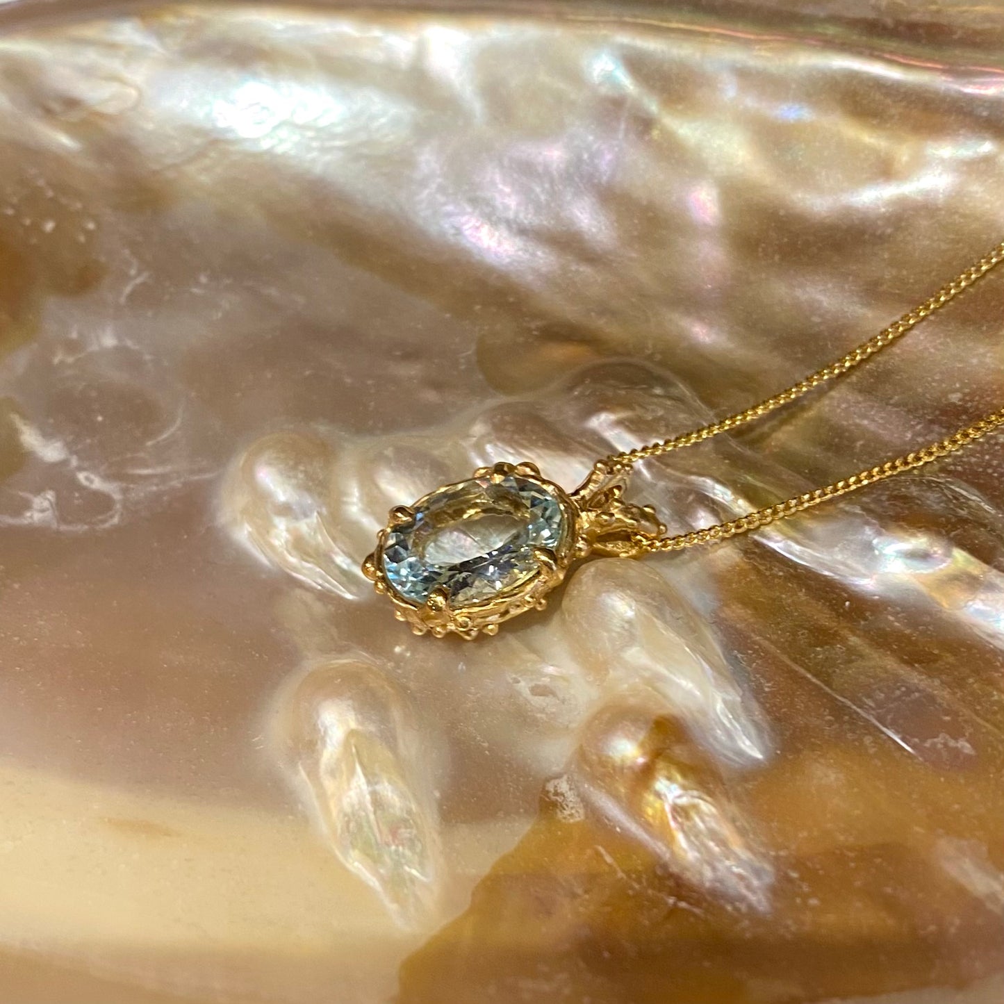 OCEAN’S SECRET Necklace, aquamarine