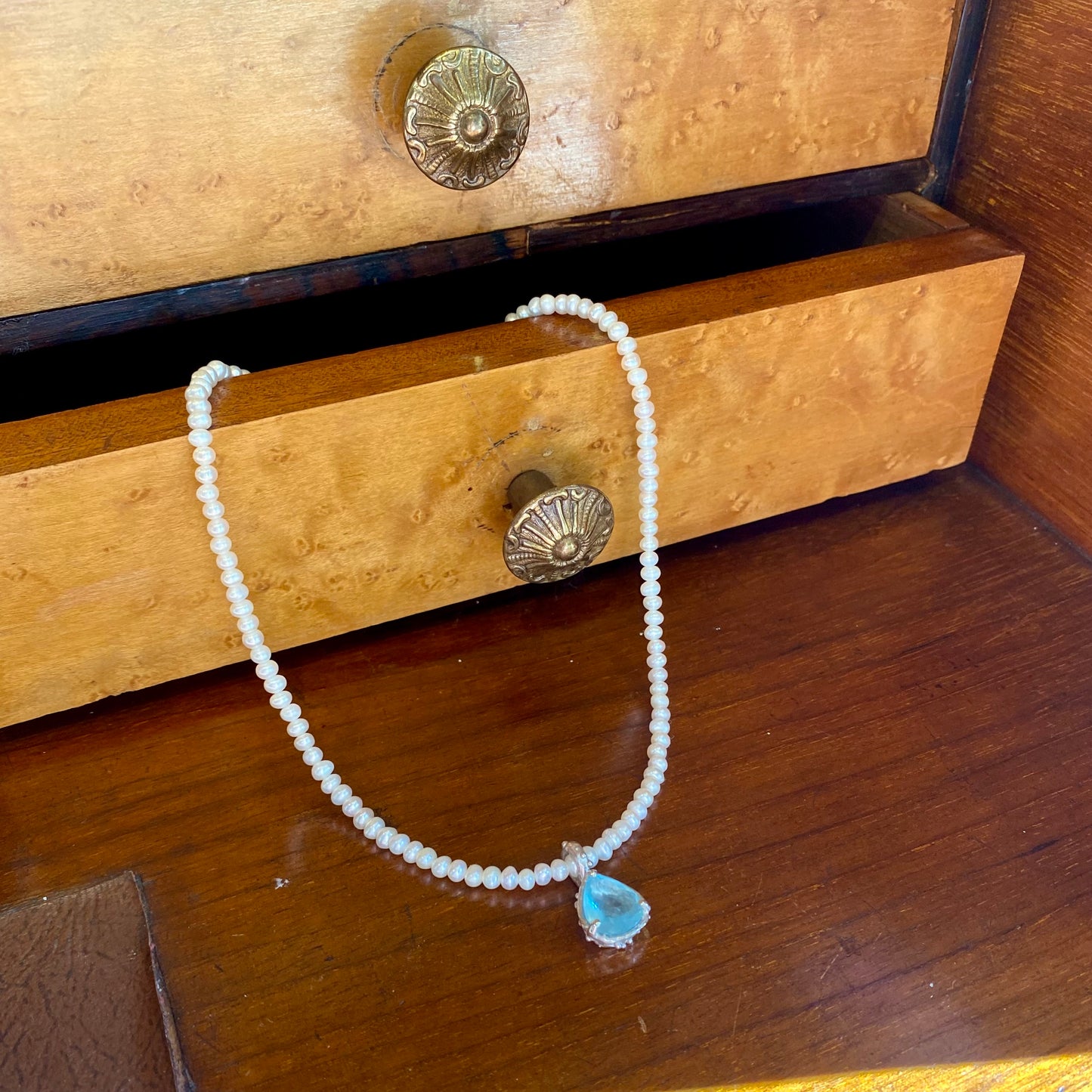 OCEAN’S SECRET Pearl collier, aquamarine
