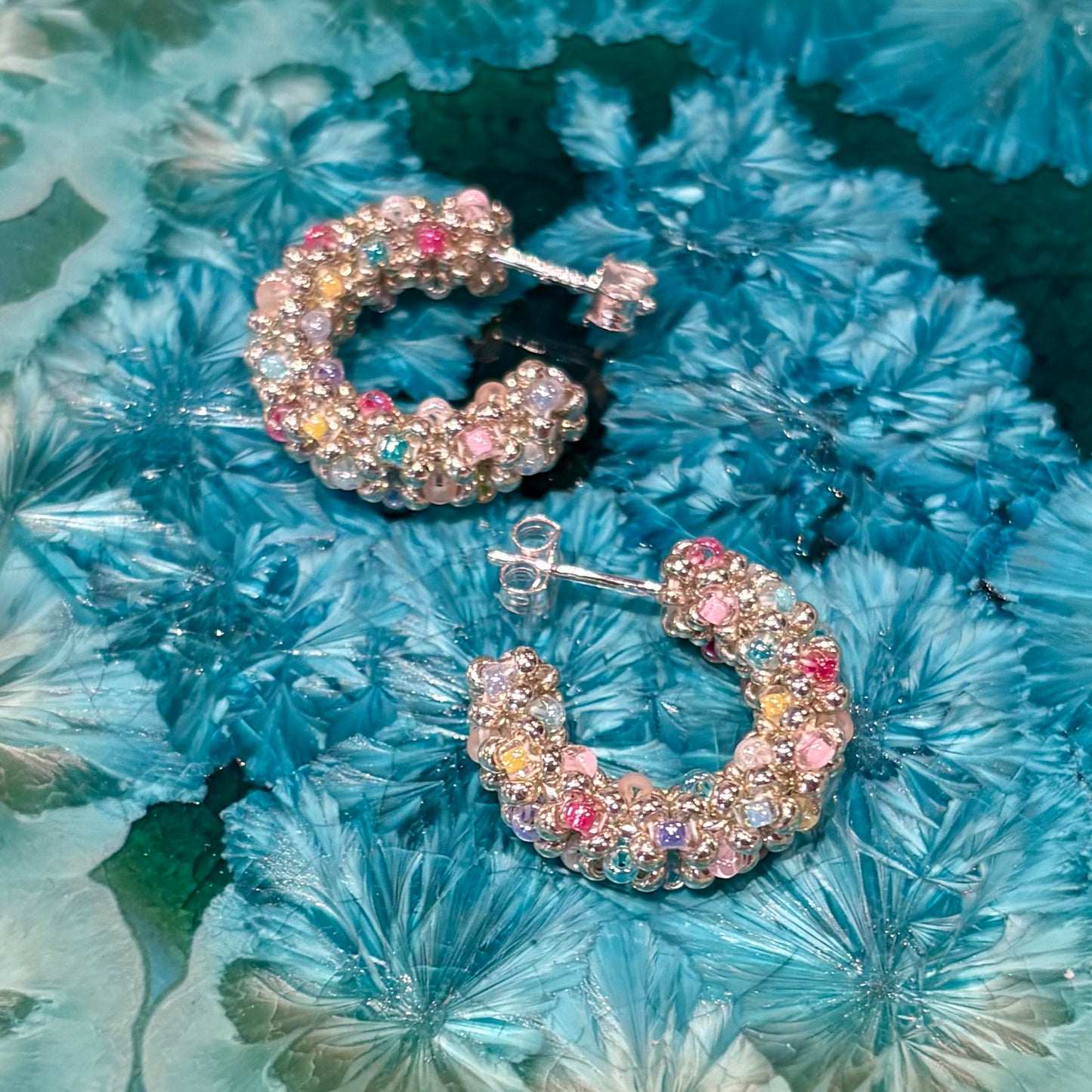 LA CROISETTE Hoop Earrings, macaron pastels, silver