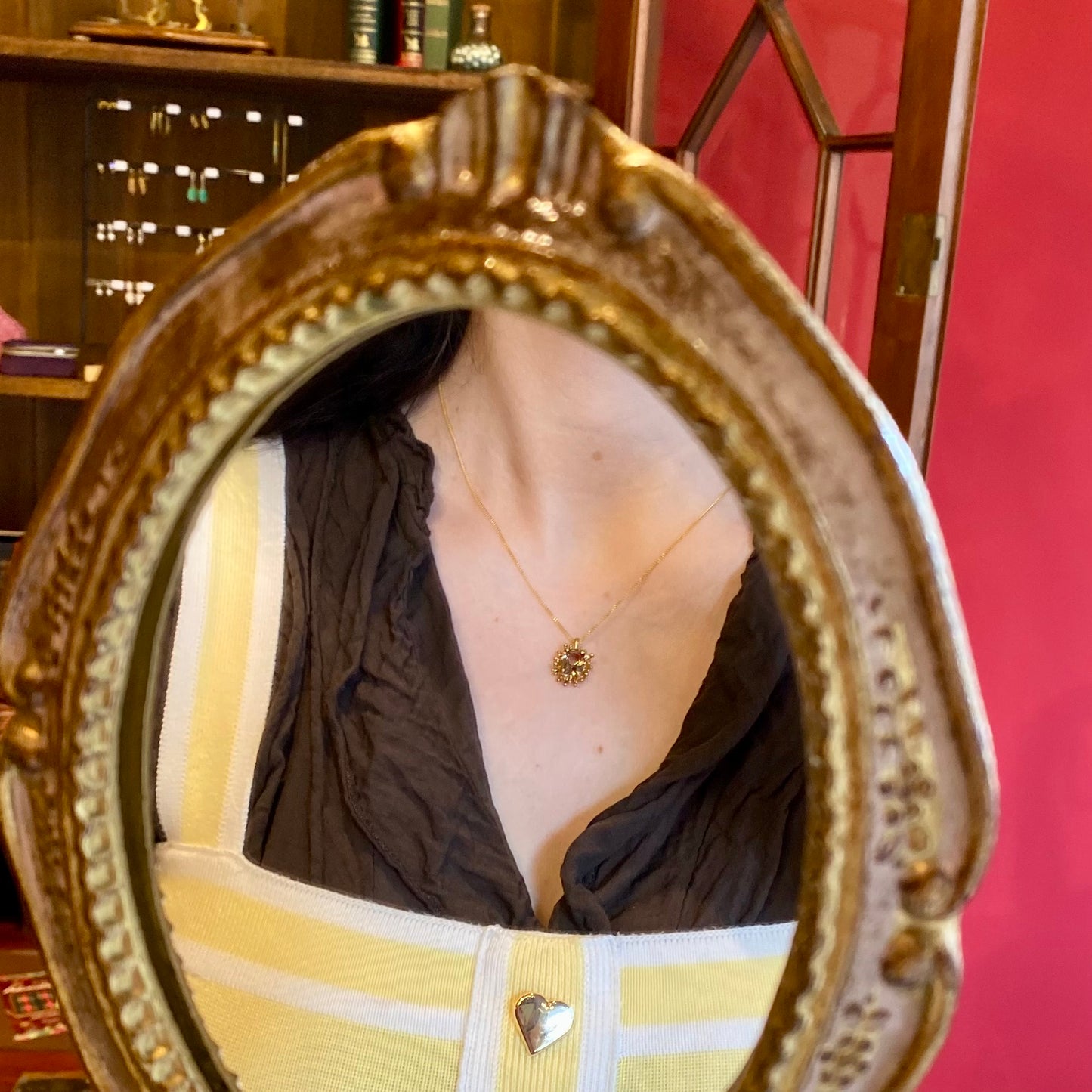 CHAMPAGNE ANEMONE Necklace, topaz