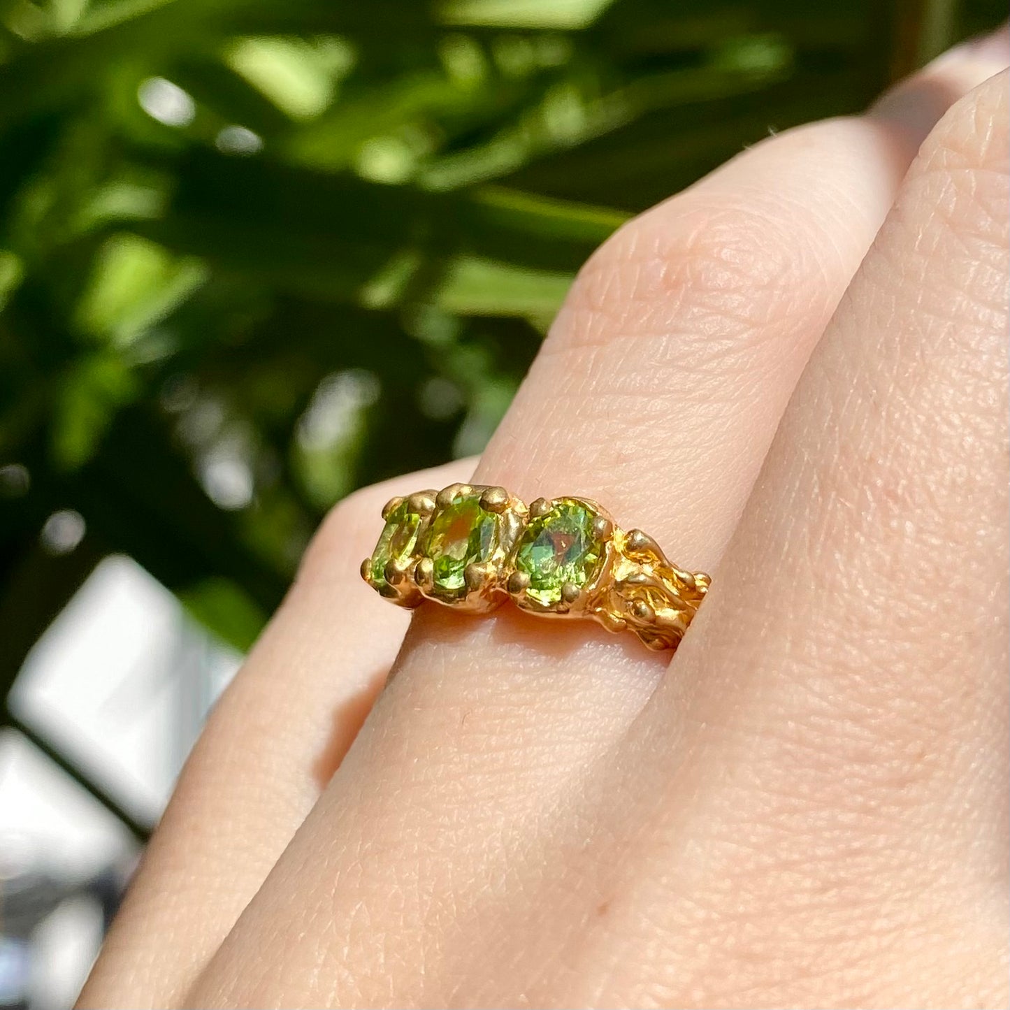 SEAWEED Ring, peridot, size 54
