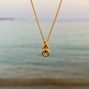 Dainty blue sapphire pendant necklaces 