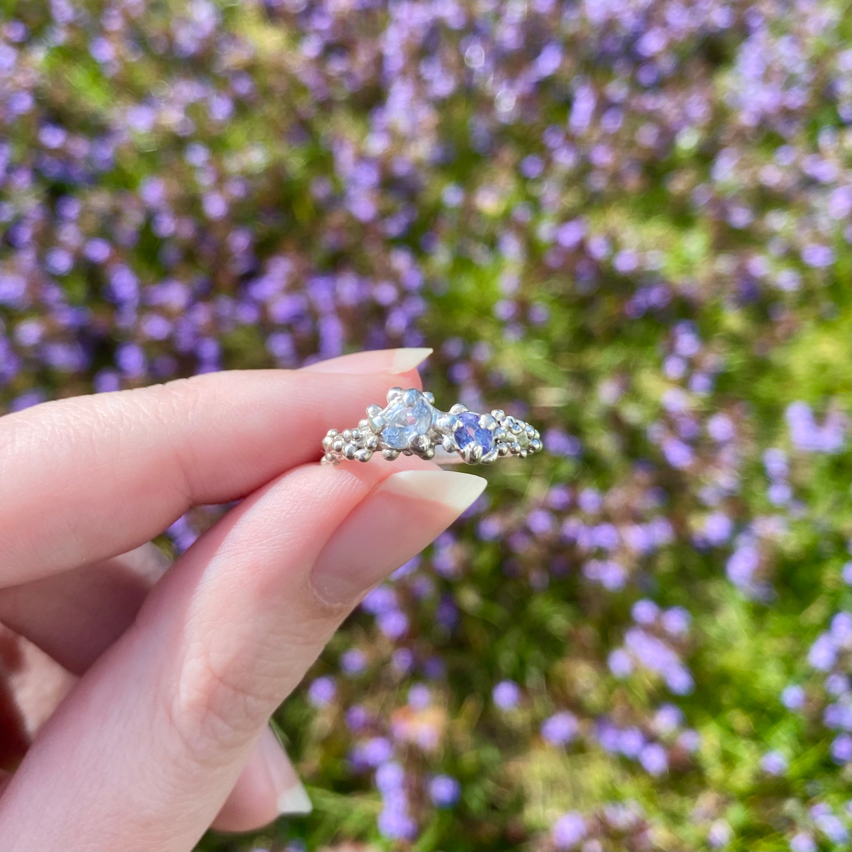 SEA ANEMONE Ring, tanzanite & white sapphire, size 54