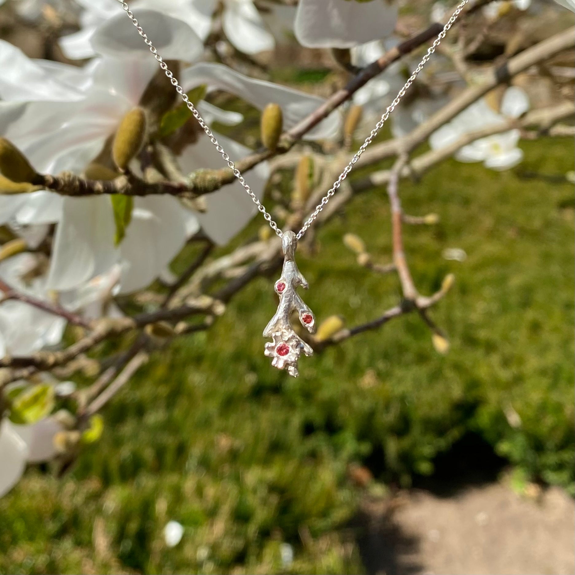 HANAMI Necklace, pink sapphire