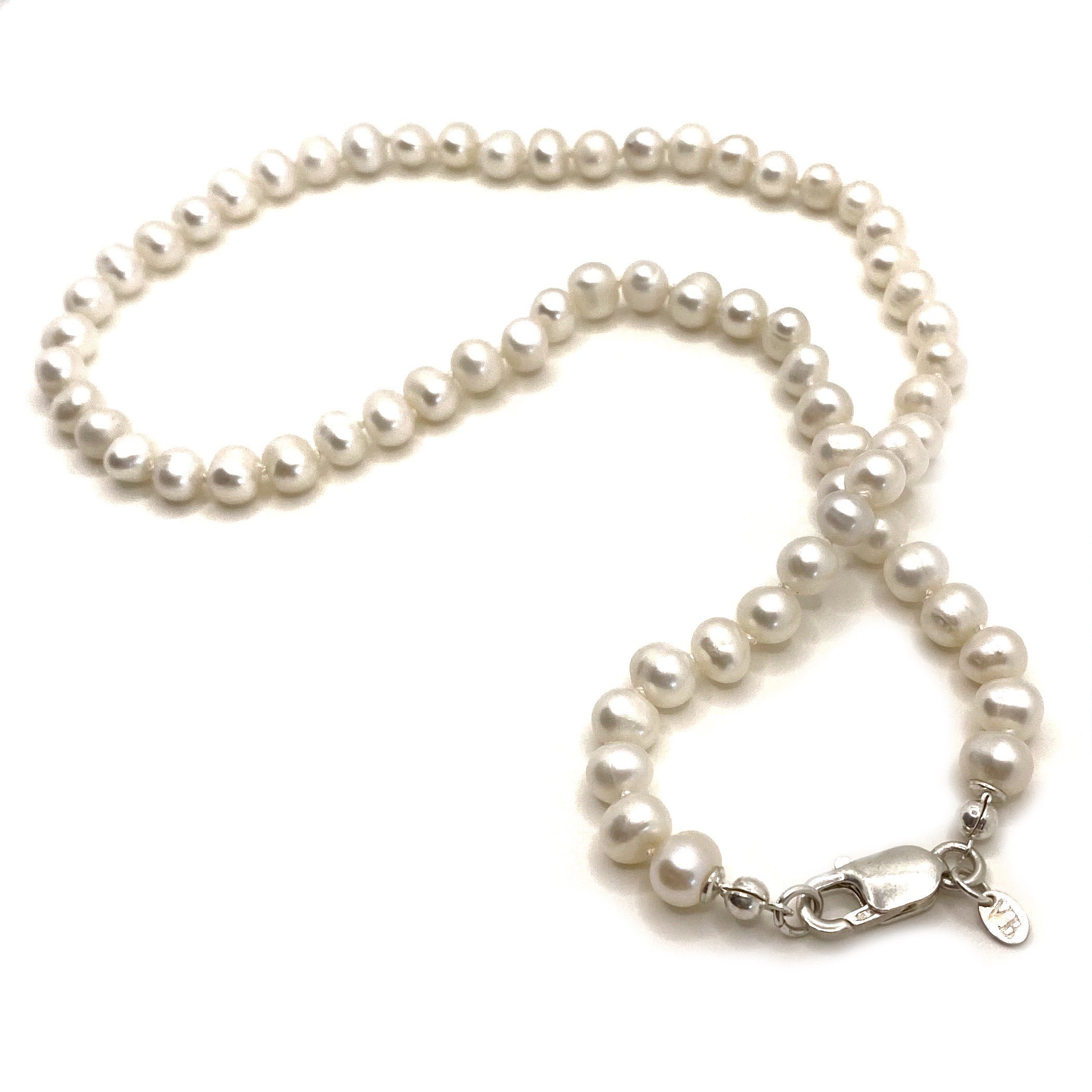 LIGHT Pearl Necklace