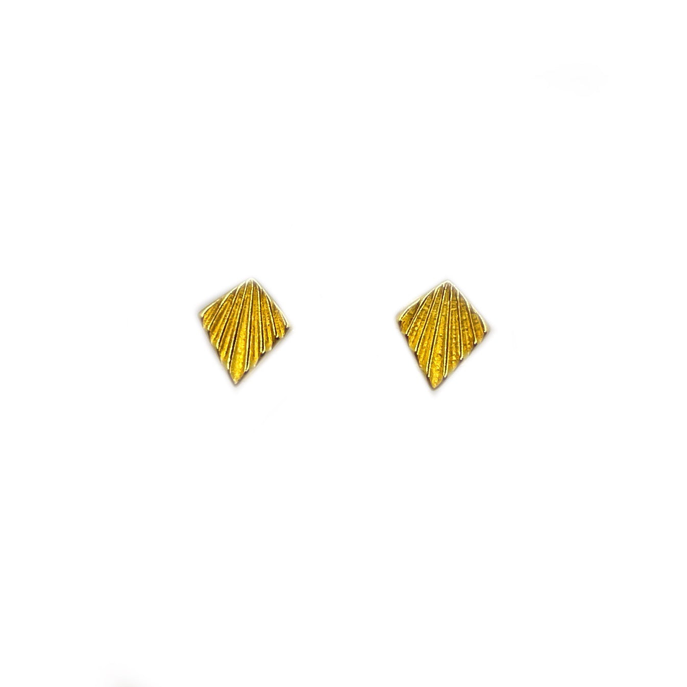 MANHATTEN Stud Earrings