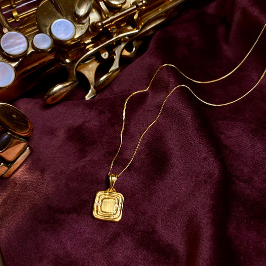 Geometric gold necklace